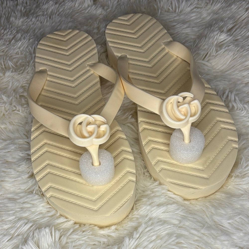Elegant Cream Flip-Flops